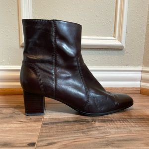 Jones New York Women’s US 8.5M Brown Leather Block Heel Side Zip Booties